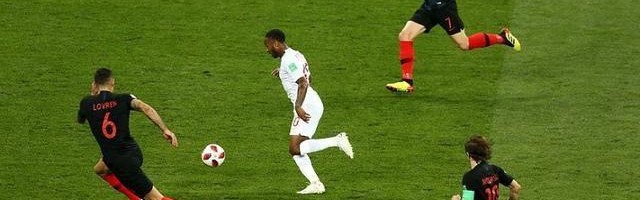  兰斯青春风暴席卷赛场，U23小将包办三粒进球  