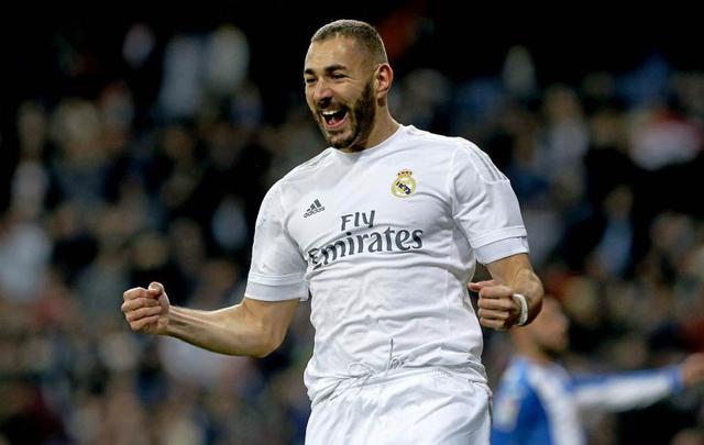  柏林赫塔攻势如潮，三叉戟发威撕裂防线  