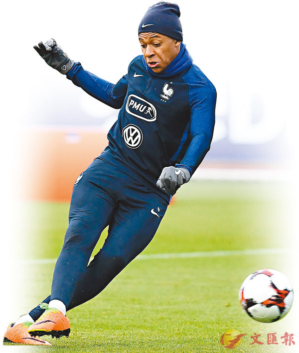  那不勒斯青春风暴席卷赛场，年轻阵容刷新队史纪录  