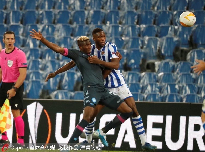 奥斯梅恩戴帽助那不勒斯大胜,领头羊位置稳固 奥斯梅恩戴帽助那不勒斯大胜,领头羊位置稳固